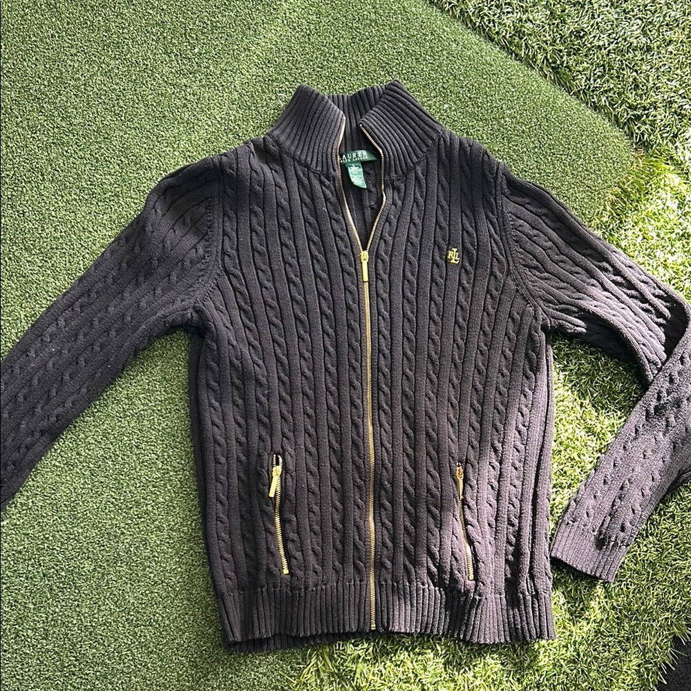 WOMEN’S RALPH LAUREN black cable knit sweater